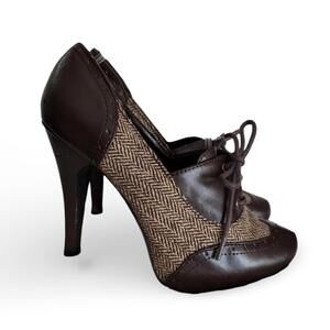 SOLD- Brown Tweed Saddle Shoes, Women's 6